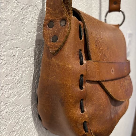Vintage Hand-Tooled Leather Crossbody Bag | Brown Boho Saddle Purse - Picture 4 of 9